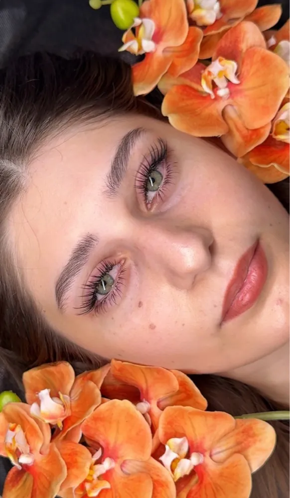 Client with voluminous lash extensions by Bond Beauty Larnaca